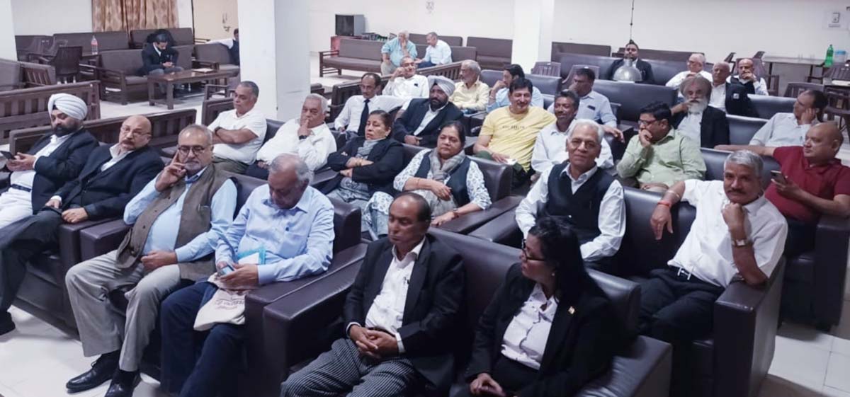 Seminar organized on challenges facing democracy and Indian judiciary